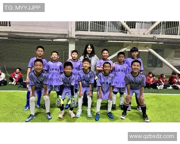 小学生足球爱好者必选的十位球星推荐及其精彩表现分析 小学生足球爱好者必选的十位球星推荐及其精彩表现分析